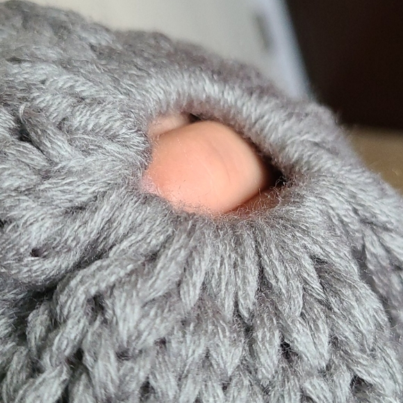 New ponytail beanie - Picture 4 of 8